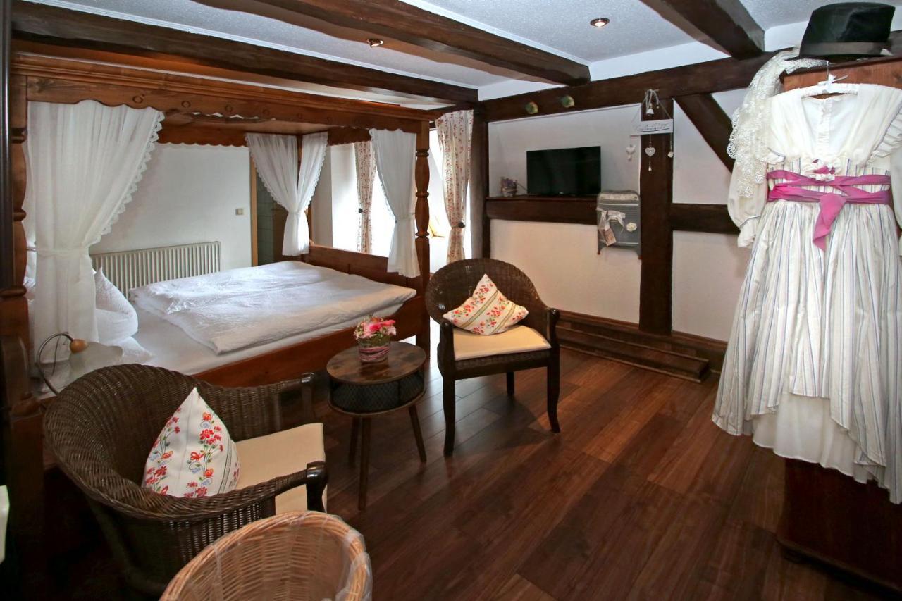 Romantik Landhaus & Pension Klaps Liebling Люббен Экстерьер фото