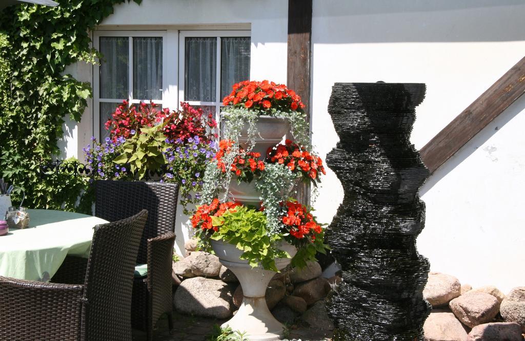 Romantik Landhaus & Pension Klaps Liebling Люббен Экстерьер фото